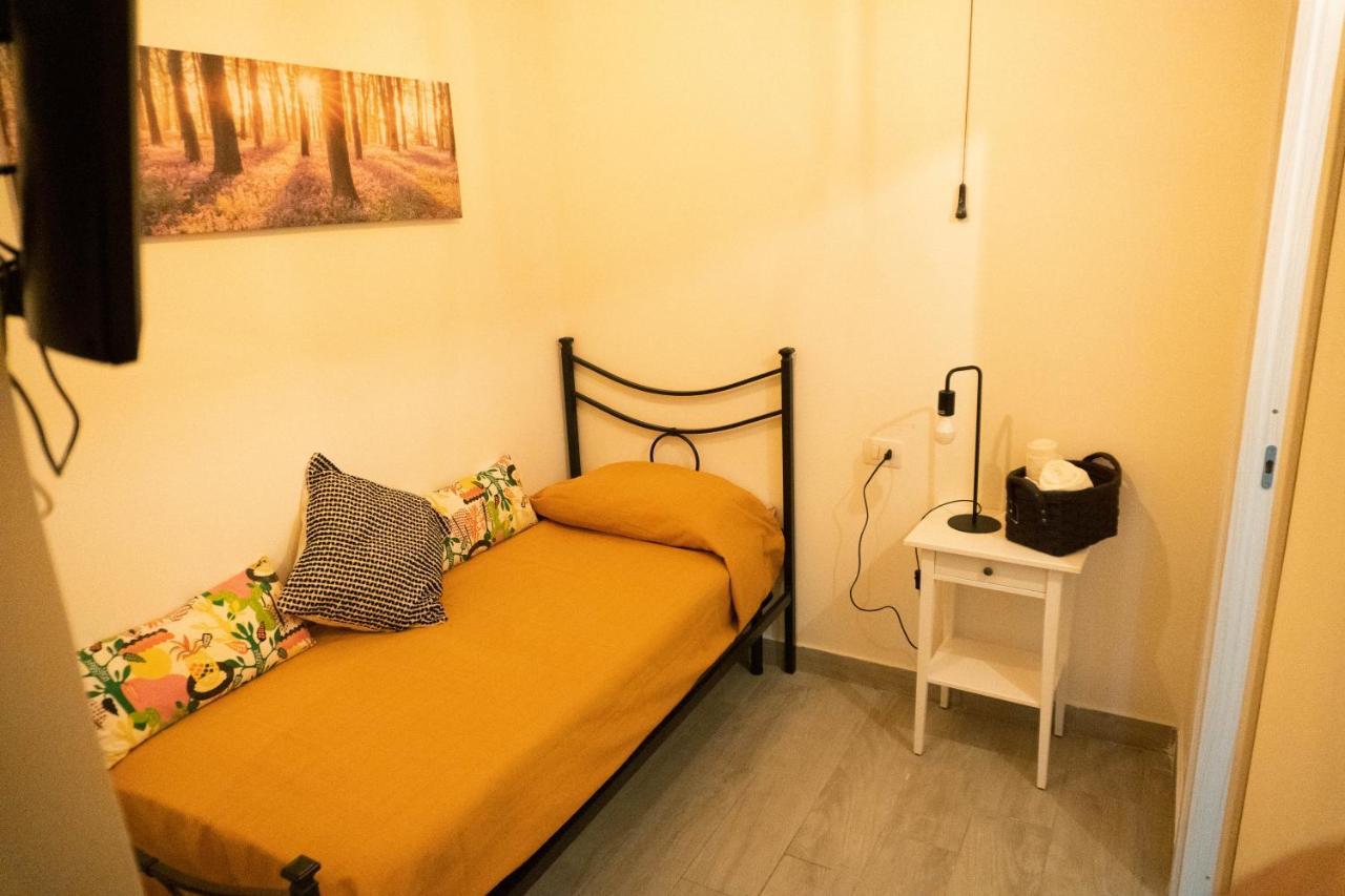 Neapolitan Roo Apartment Exterior photo