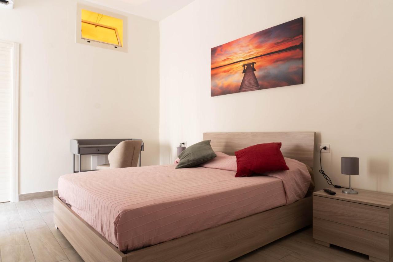 Neapolitan Roo Apartment Exterior photo