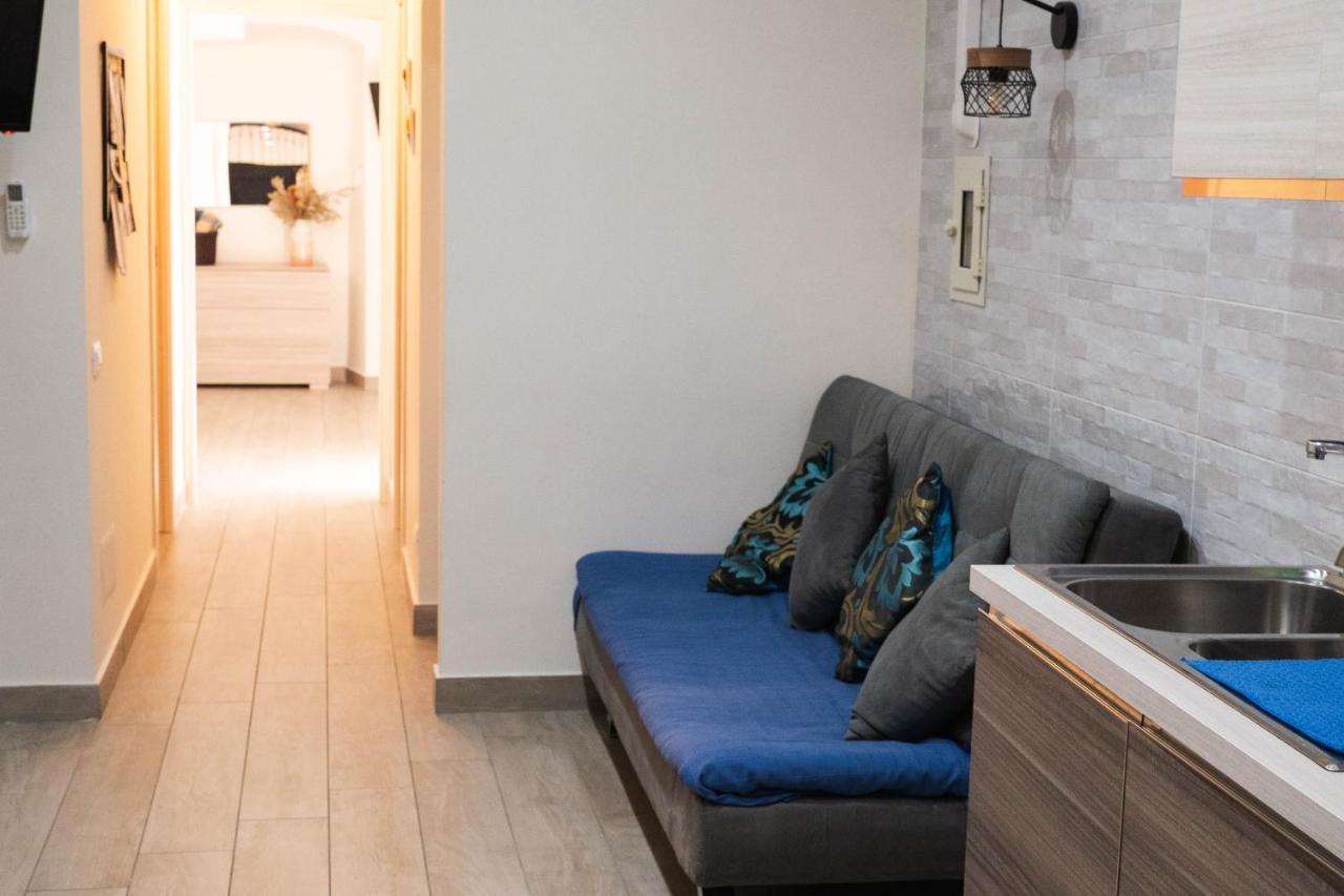 Neapolitan Roo Apartment Exterior photo