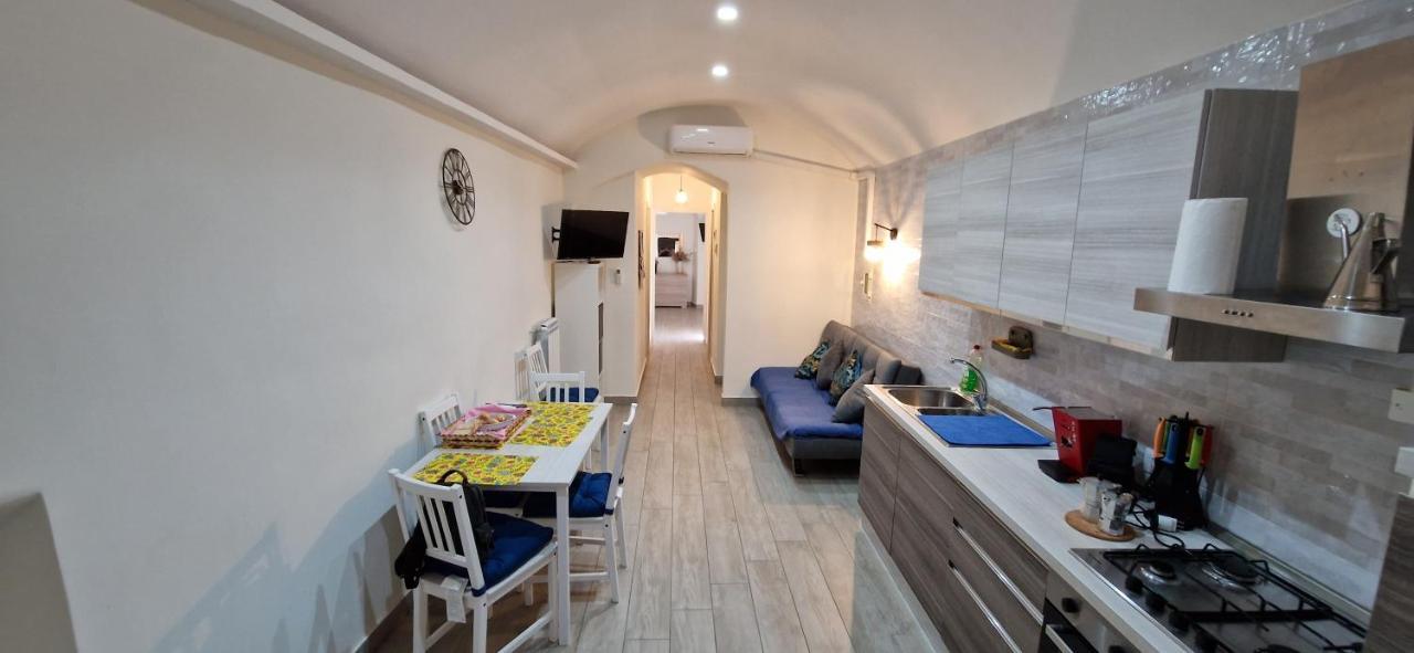 Neapolitan Roo Apartment Exterior photo