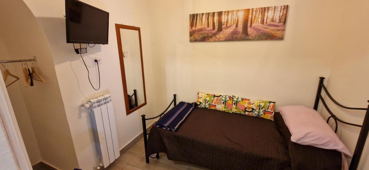 Neapolitan Roo Apartment Exterior photo